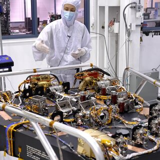 1-pia26272_coronagraph_instrument_exposed.width-1320